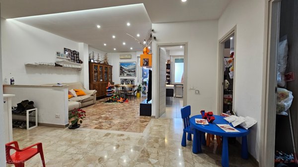 appartamento in vendita a Falconara Marittima