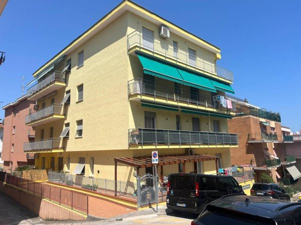 appartamento in vendita a Falconara Marittima