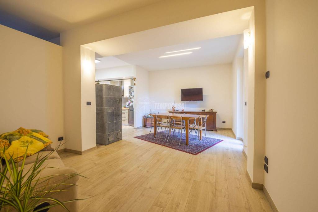 casa indipendente in vendita a Falconara Marittima