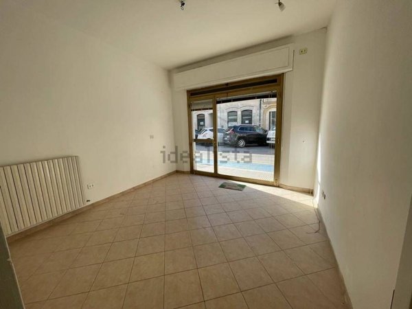 ufficio in vendita a Falconara Marittima