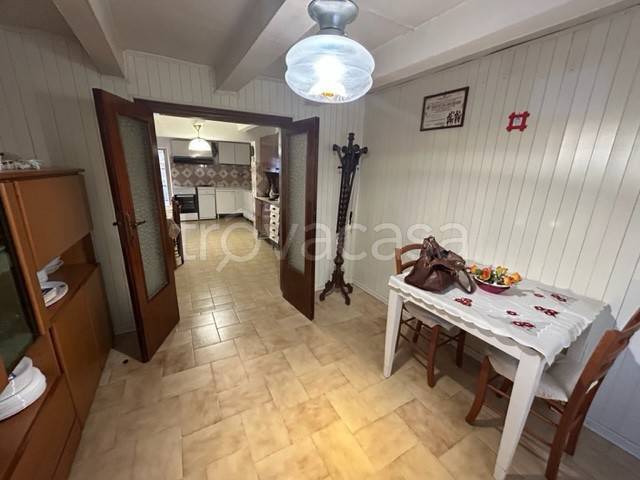 casa indipendente in vendita a Falconara Marittima in zona Castelferretti