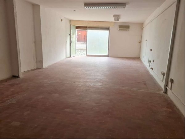 casa indipendente in vendita a Falconara Marittima