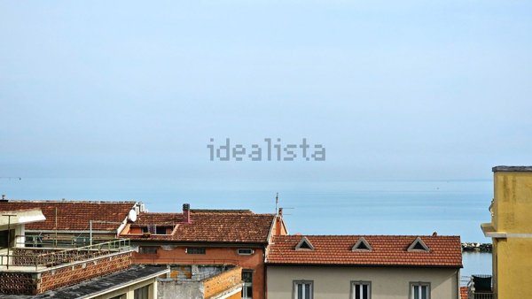 appartamento in vendita a Falconara Marittima