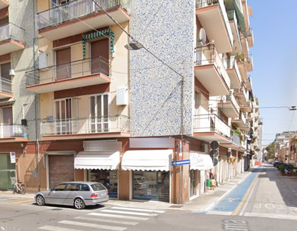 negozio in vendita a Falconara Marittima