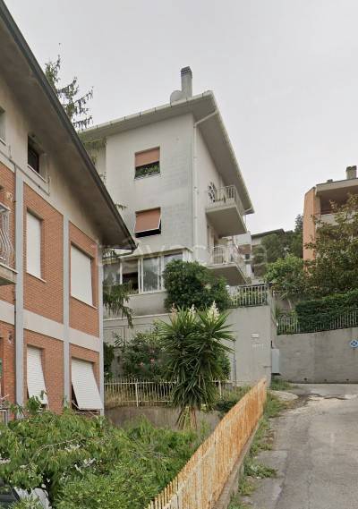 appartamento in vendita a Falconara Marittima