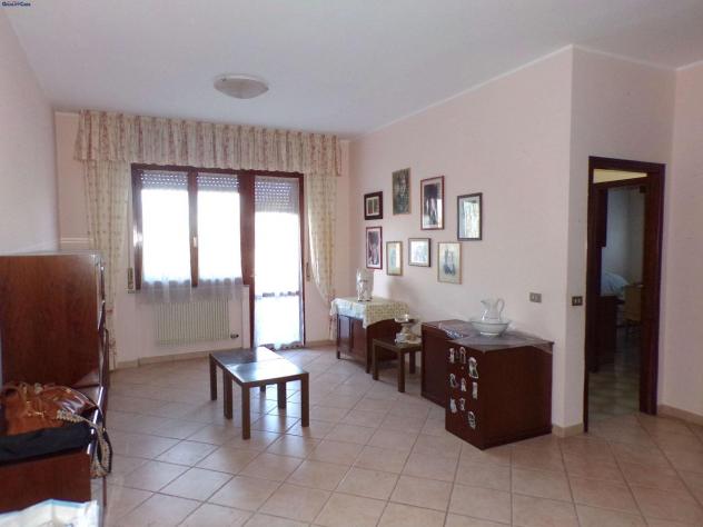 appartamento in vendita a Falconara Marittima in zona Palombina Vecchia