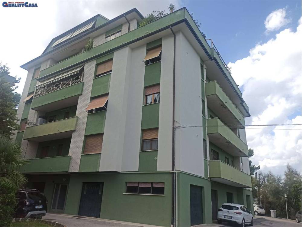 appartamento in vendita a Falconara Marittima