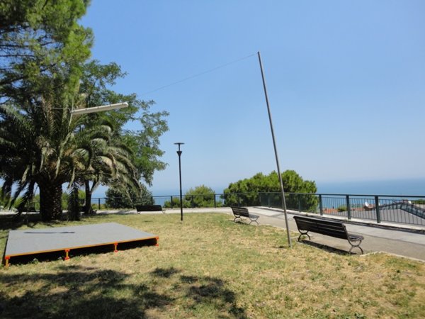 appartamento in vendita a Falconara Marittima