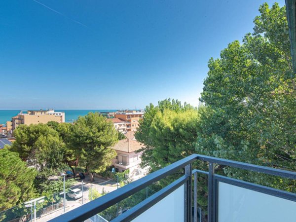 appartamento in vendita a Falconara Marittima