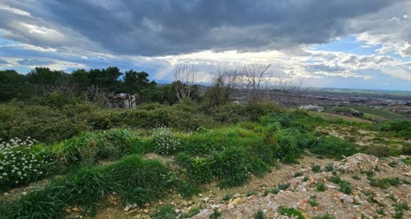 villa in vendita a Falconara Marittima