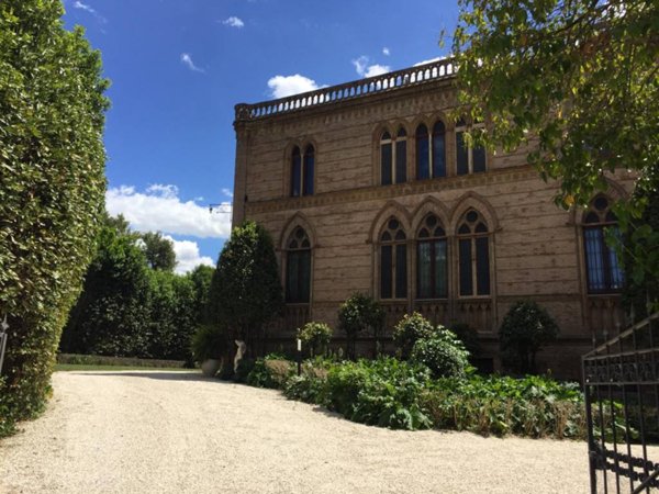 casa indipendente in vendita a Falconara Marittima in zona Fiumesino