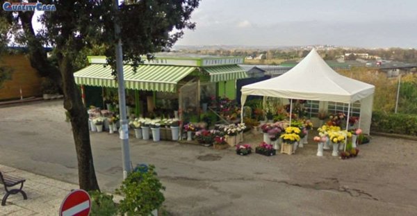 negozio in vendita a Falconara Marittima
