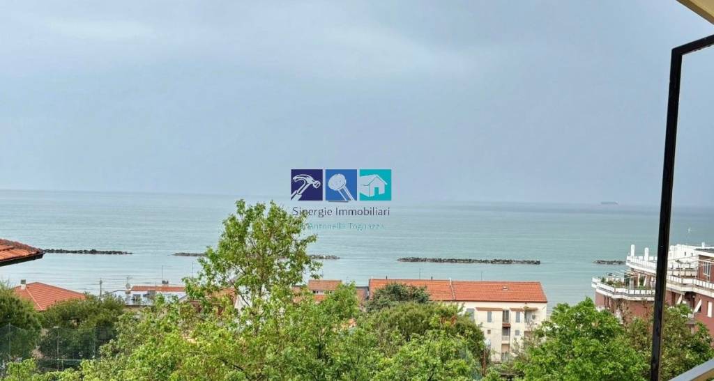 appartamento in vendita a Falconara Marittima