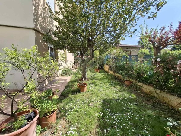 appartamento in vendita a Falconara Marittima in zona Castelferretti
