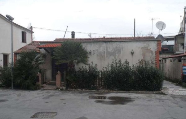 appartamento in vendita a Falconara Marittima in zona Fiumesino