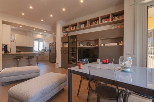 appartamento in vendita a Falconara Marittima