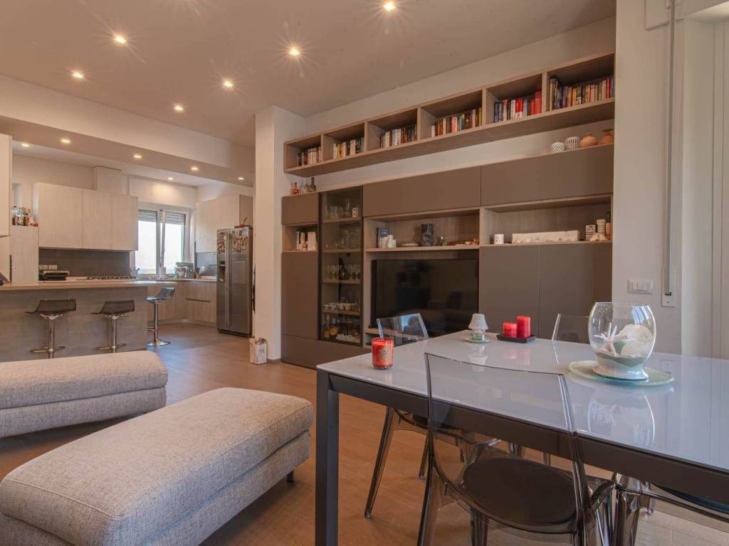 appartamento in vendita a Falconara Marittima