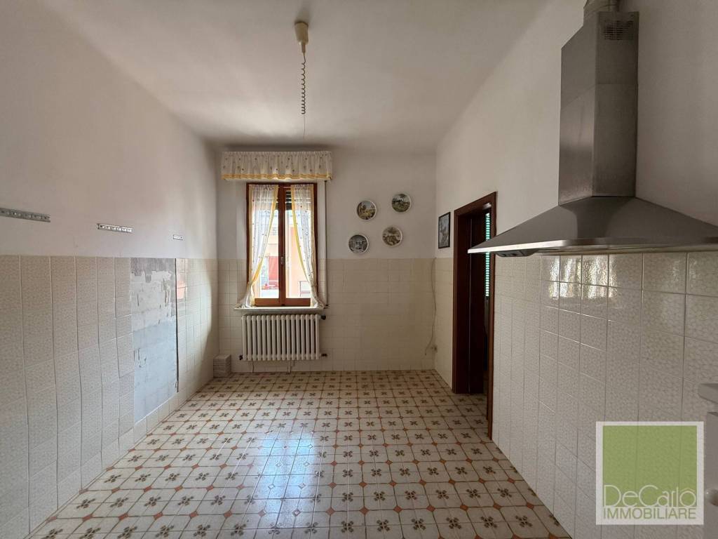 appartamento in vendita a Falconara Marittima