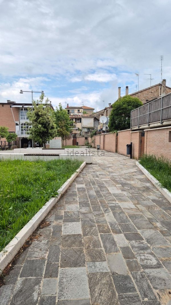 casa indipendente in vendita a Falconara Marittima in zona Castelferretti