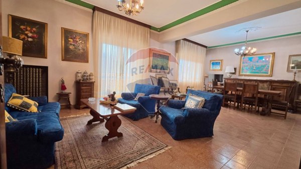 appartamento in vendita a Falconara Marittima