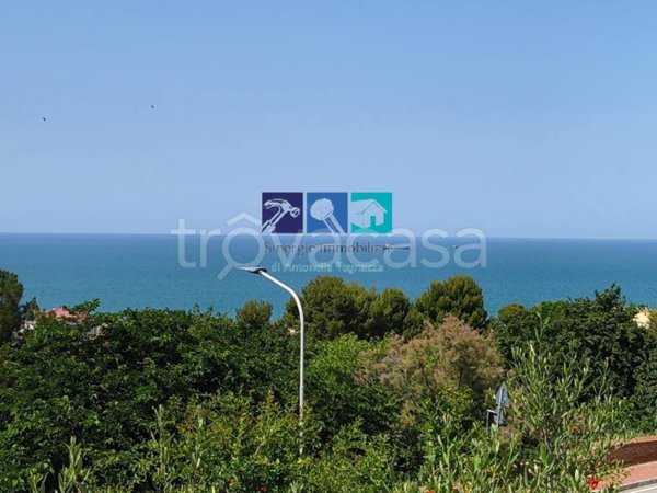 appartamento in vendita a Falconara Marittima