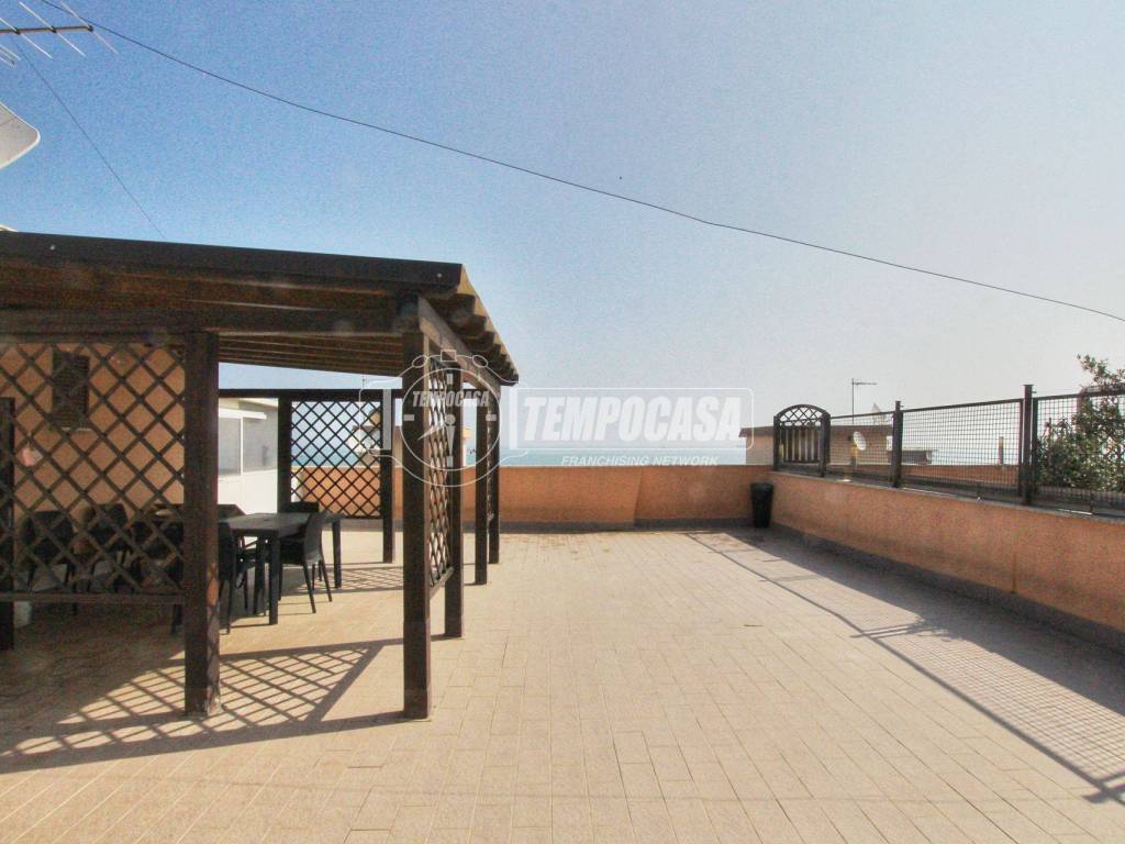 appartamento in vendita a Falconara Marittima