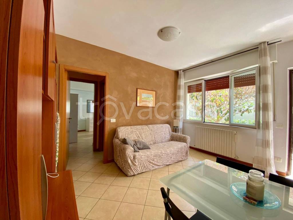 appartamento in vendita a Falconara Marittima