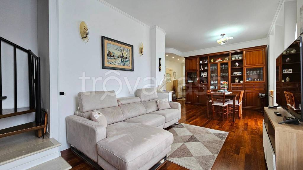 casa indipendente in vendita a Falconara Marittima