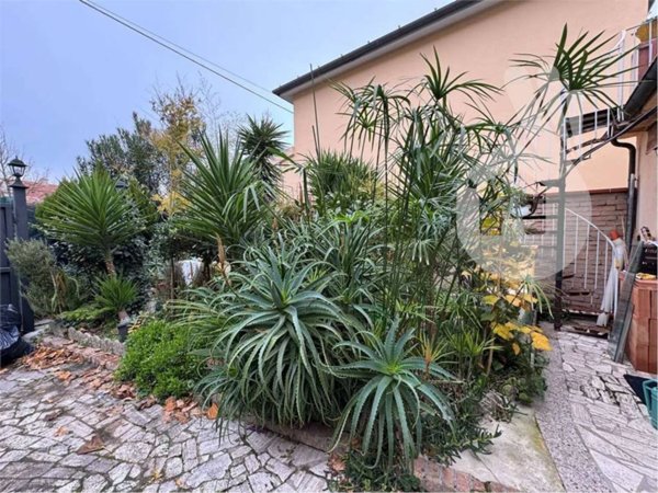 appartamento in vendita a Falconara Marittima