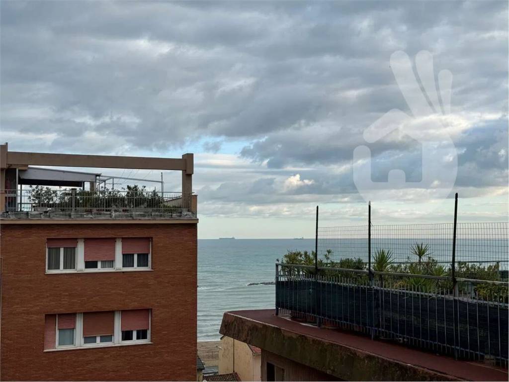 appartamento in vendita a Falconara Marittima
