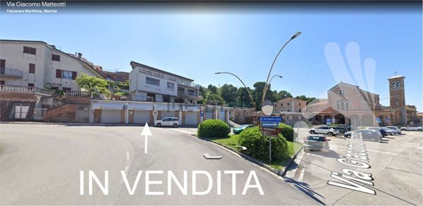 negozio in vendita a Falconara Marittima