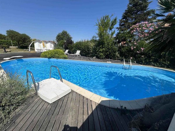 casa indipendente in vendita a Falconara Marittima