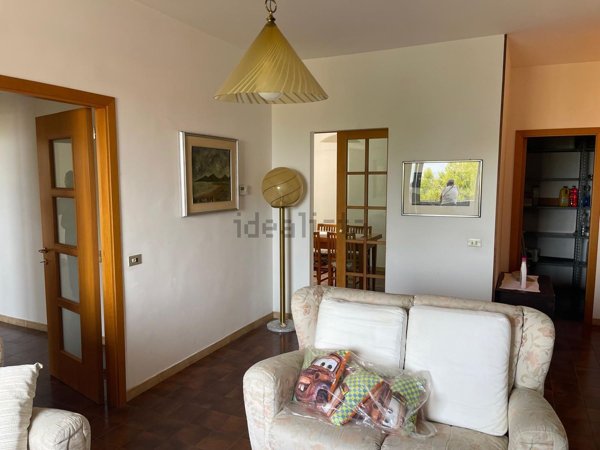 appartamento in vendita a Falconara Marittima in zona Palombina Vecchia