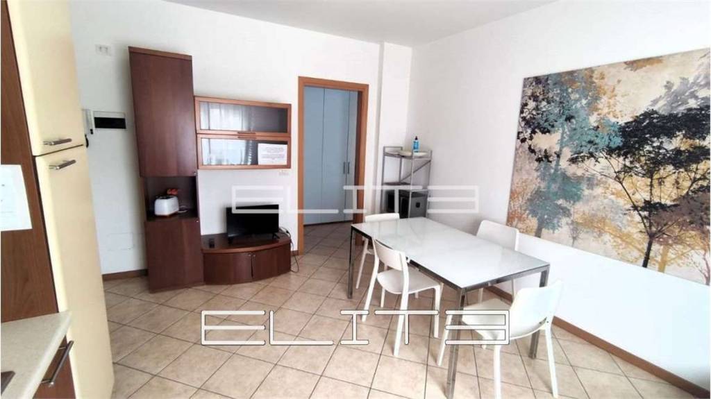 appartamento in vendita a Falconara Marittima