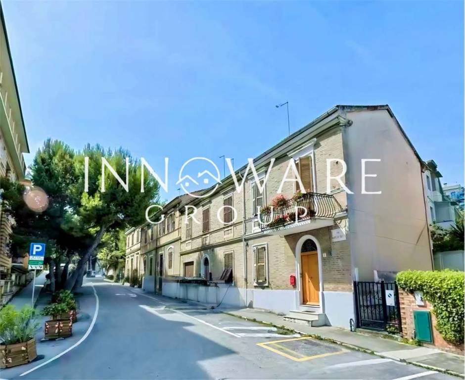 appartamento in vendita a Falconara Marittima