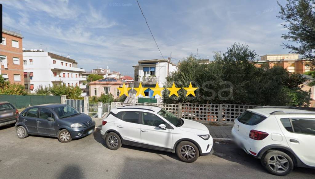 appartamento in vendita a Falconara Marittima