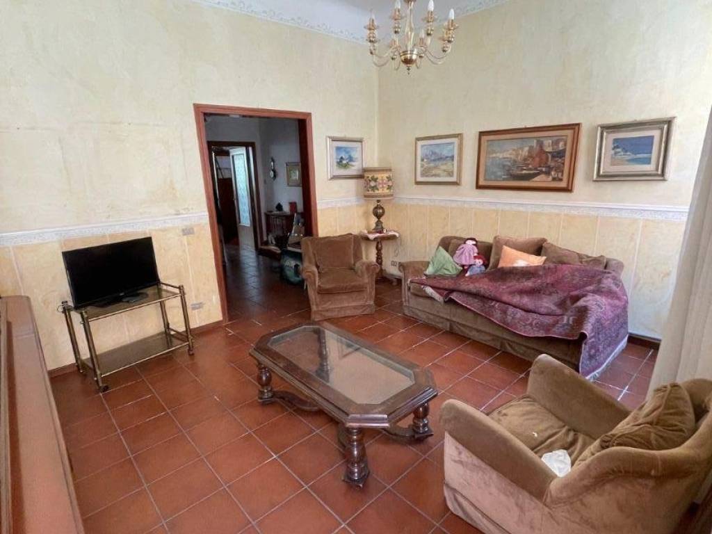 casa indipendente in vendita a Falconara Marittima