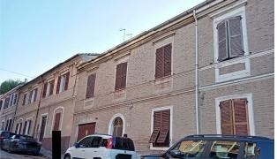 appartamento in vendita a Falconara Marittima