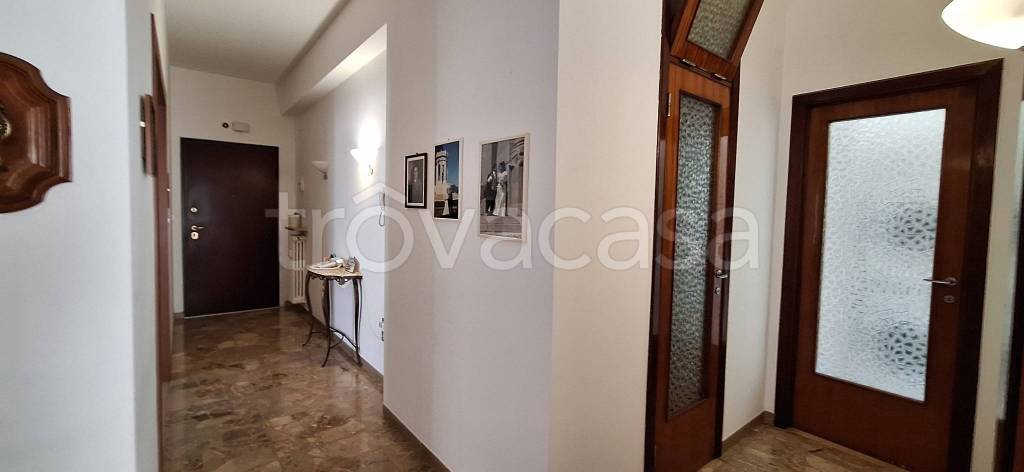 appartamento in vendita a Falconara Marittima