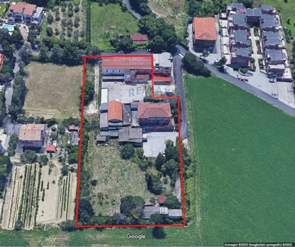 capannone in vendita a Falconara Marittima in zona Falconara Alta