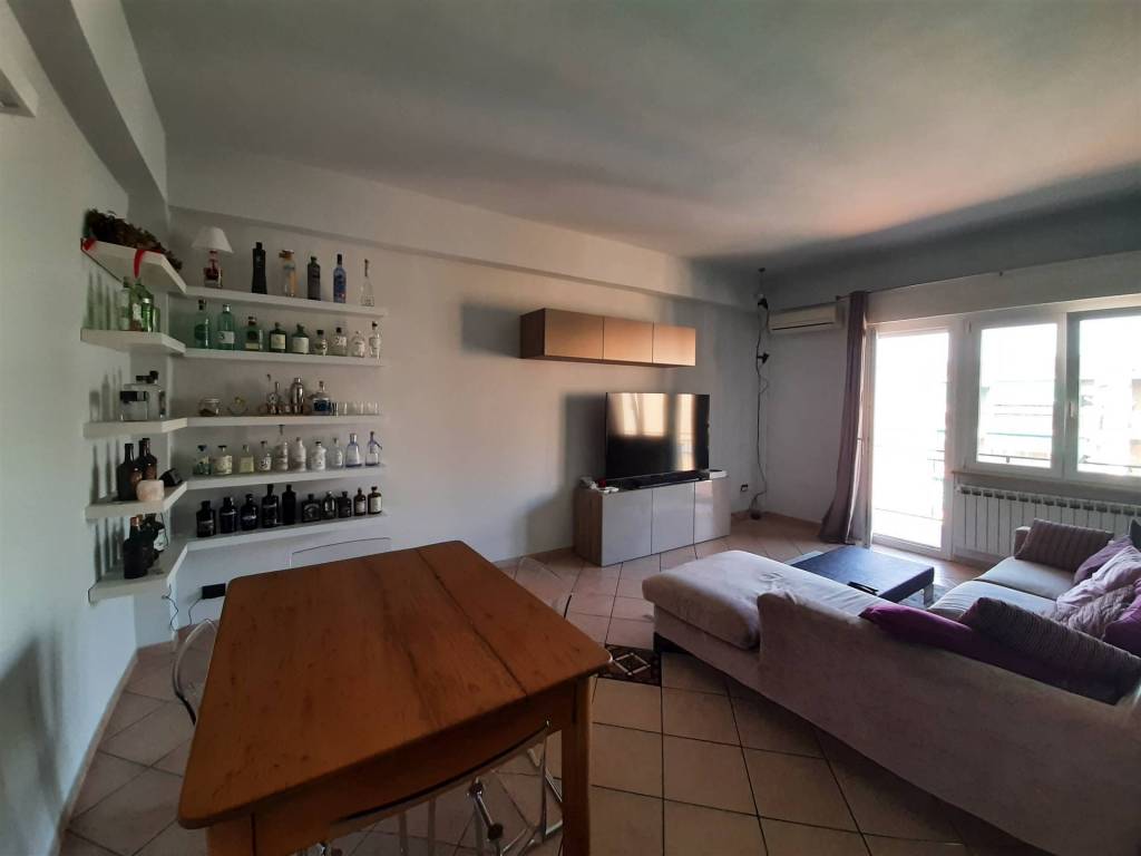 appartamento in vendita a Falconara Marittima