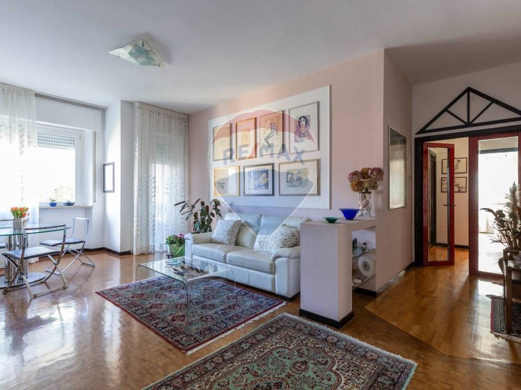 appartamento in vendita a Falconara Marittima