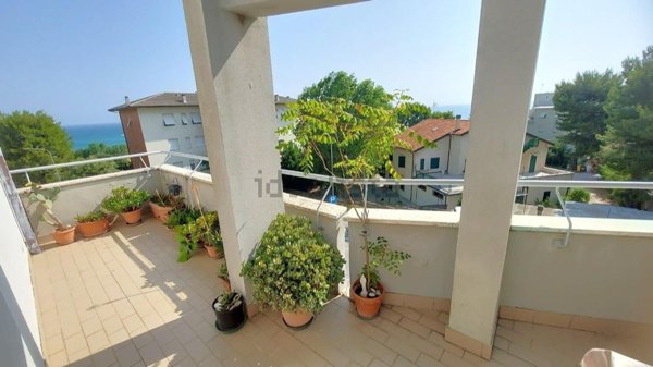 appartamento in vendita a Falconara Marittima