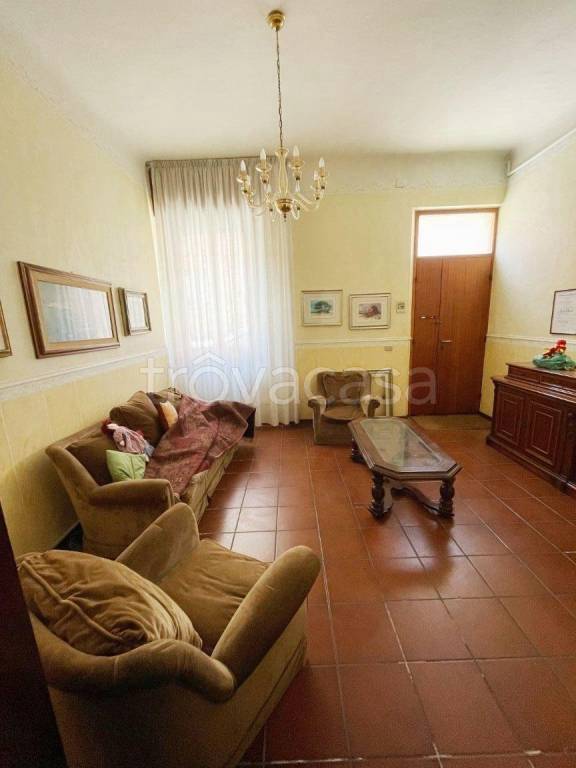 casa indipendente in vendita a Falconara Marittima