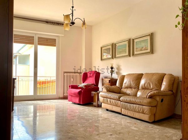 appartamento in vendita a Falconara Marittima in zona Palombina Vecchia