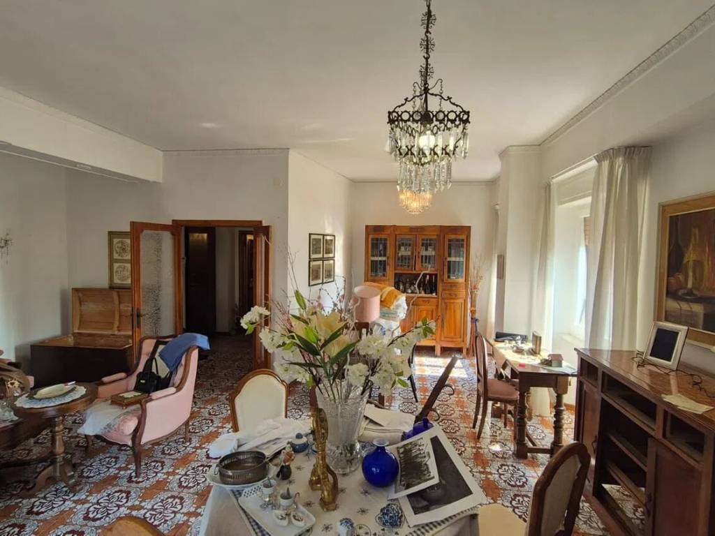 appartamento in vendita a Falconara Marittima