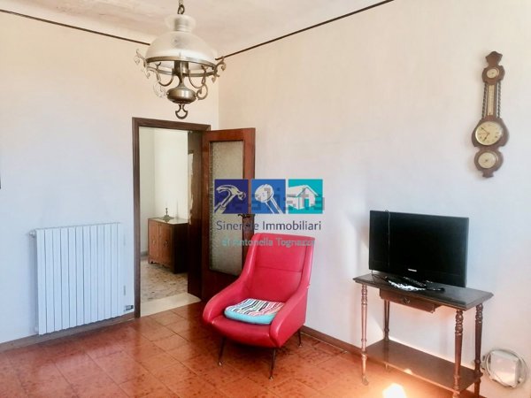 appartamento in vendita a Falconara Marittima in zona Castelferretti