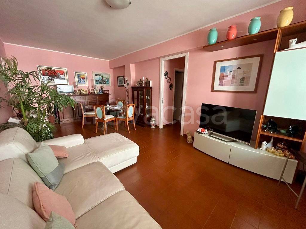 appartamento in vendita a Falconara Marittima in zona Palombina Vecchia