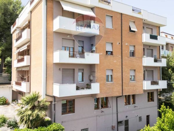 appartamento in vendita a Falconara Marittima