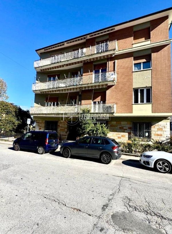 appartamento in vendita a Falconara Marittima